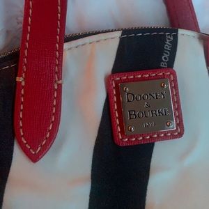 Dooney and Bourke crossbody/handbag